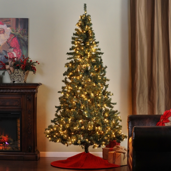 christmas tree with white lights