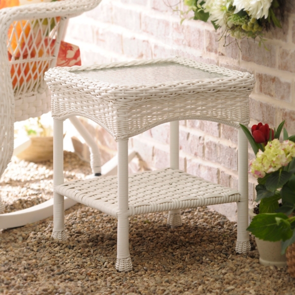 Small white 2024 wicker table