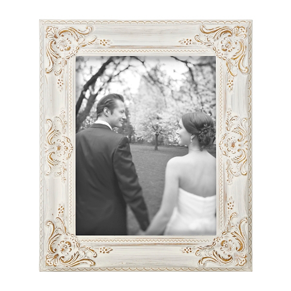 white vintage picture frame