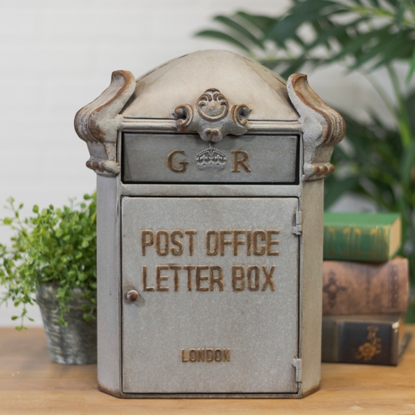 Vintage Metal Mail Box