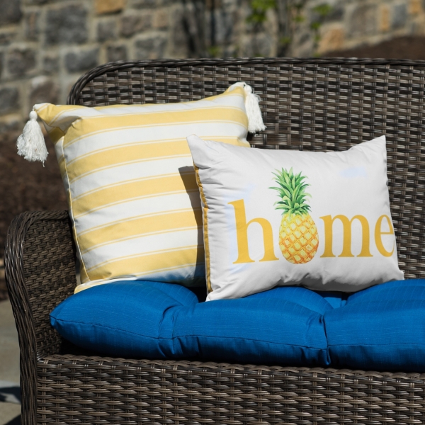 Pineapple patio clearance cushions