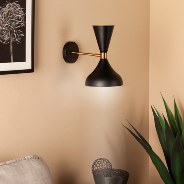 black modern sconce