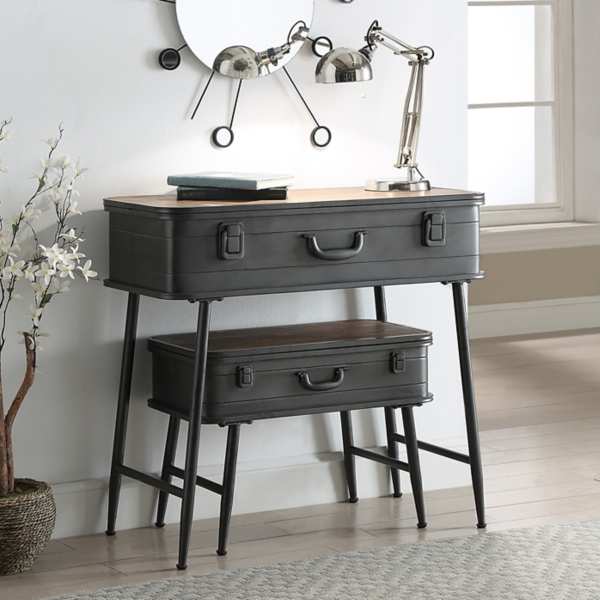 Trunk console store table