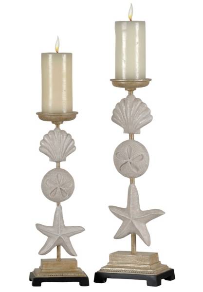 set of 2 candle holders