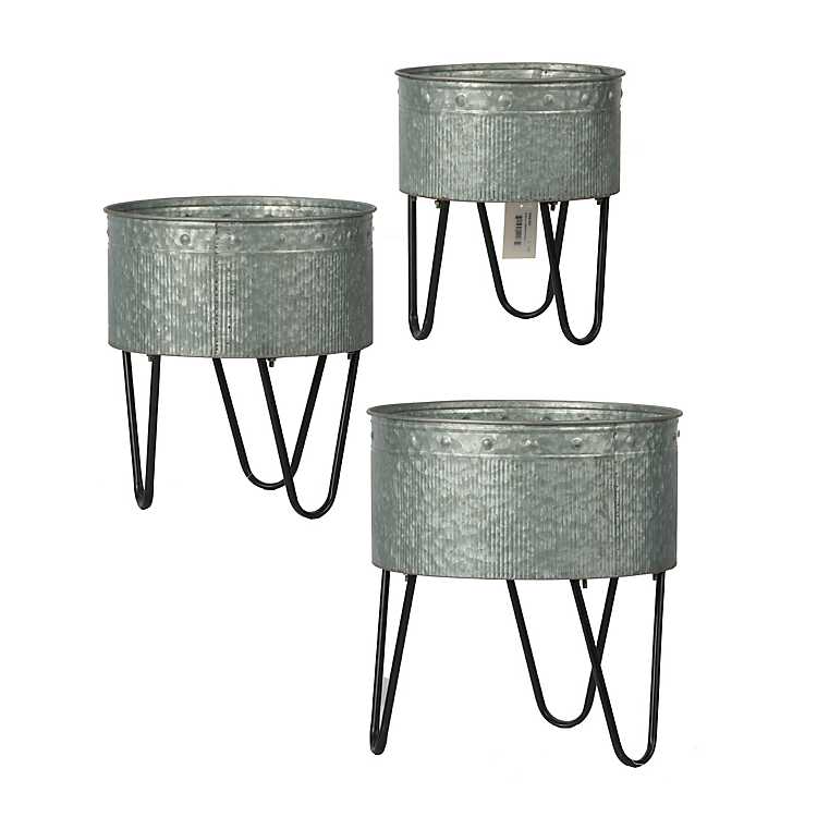 MyGift Rustic Hammered Galvanized Zinc Metal Flower Succulent Cactus Planter Pot with Weathered Wood Trim and Wooden Legs Stand 