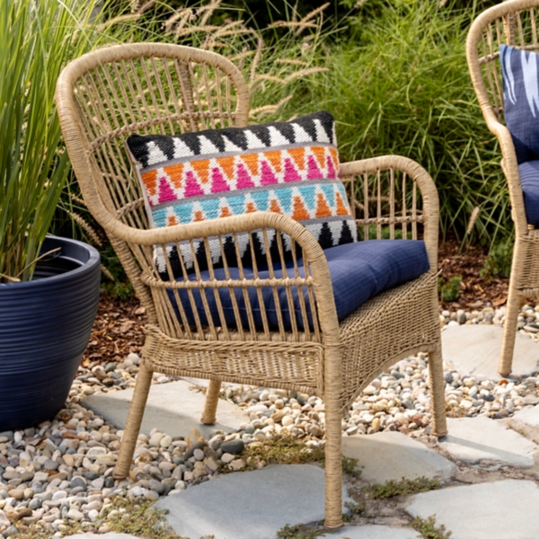 Outside discount wicker chairs