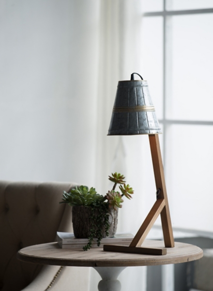 angled table lamp