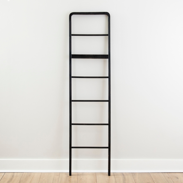 Black Rounded Top Leaning Ladder