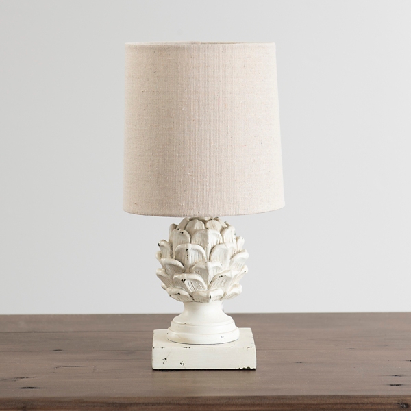 Antique Cream Artichoke Bali Table Lamp