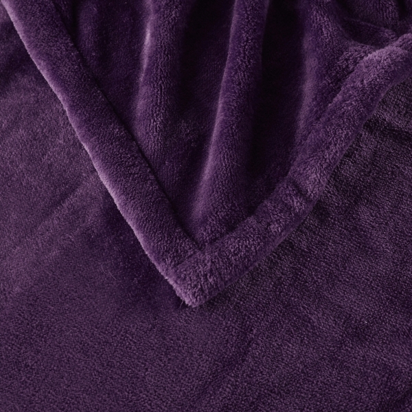 Purple Ultra Soft Plush Heated Throw