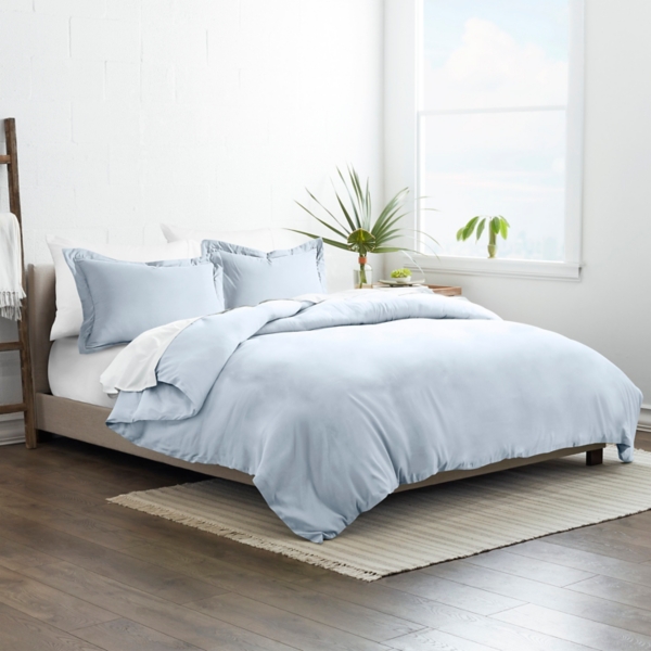 Light Blue Ultra Soft 3-pc. Queen Duvet Cover Set