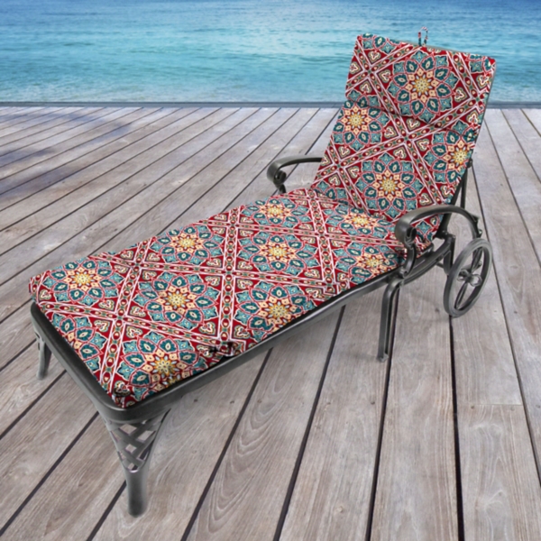Solano Flowers Folding Outdoor Chaise Cushion