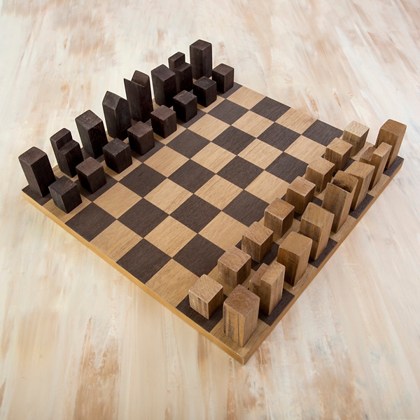 VAMSLOVE Large Unique Durable Modern Chess Set Wood