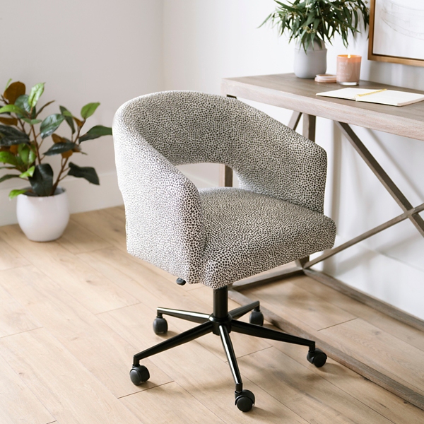 Dobby glasses office discount chair