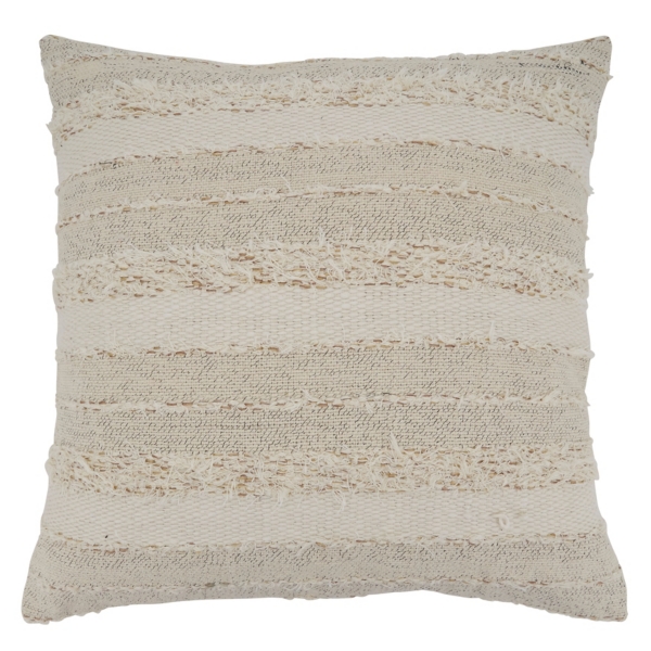 Saro Lifestyle Amorette Appliqued Cotton Throw Pillow