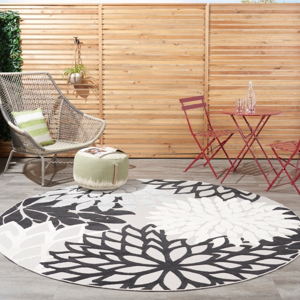 Gray Floral Burst Round Outdoor Area Rug
