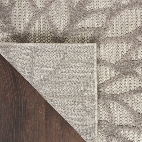 Gray Floral Burst Outdoor Area Rug, 7x10