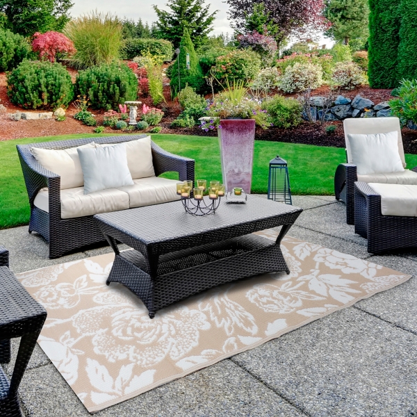 Beige Roses Outdoor Area Rug, 4x6 | Kirklands Home
