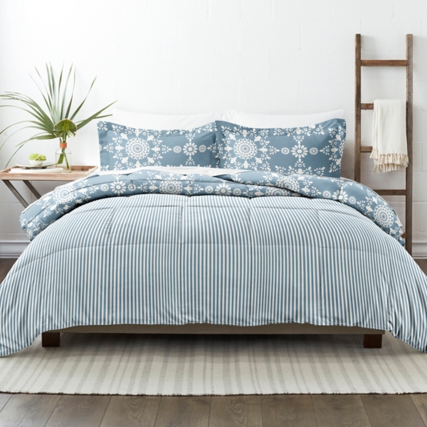 Daisy Medallion King 3-pc. Comforter Set