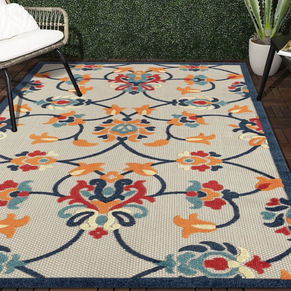 Lyla Multi Floral Damask Indoor/Outdoor Rug, 5x8