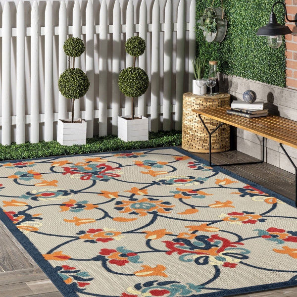 Lyla Multi Floral Damask Indoor/Outdoor Rug, 5x8