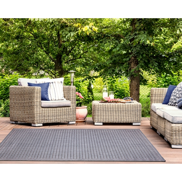 Kaya Navy Gradient Indoor/Outdoor Area Rug, 6x9