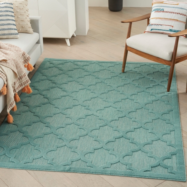 Seaglass Trellis Outdoor Area Rug, 5x7