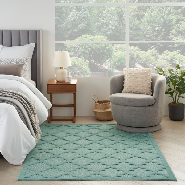 Seaglass Trellis Outdoor Area Rug, 5x7
