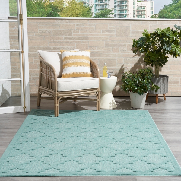 Seaglass Trellis Outdoor Area Rug, 5x7