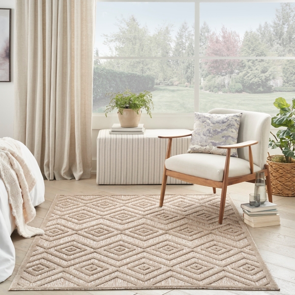 Mocha Diamond Outdoor Area Rug, 6x9