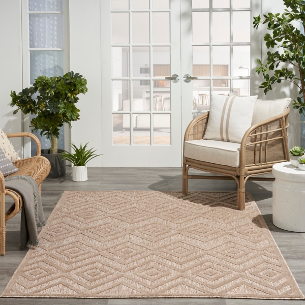 Mocha Diamond Outdoor Area Rug, 6x9