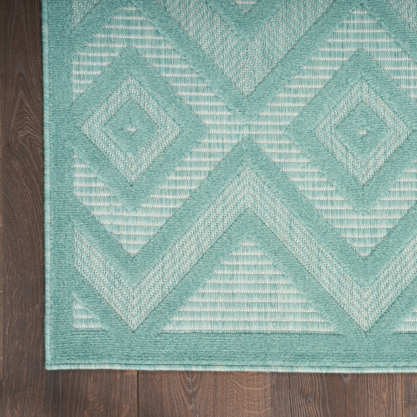 Pastel Lime Diamond Outdoor Area Rug, 6x9
