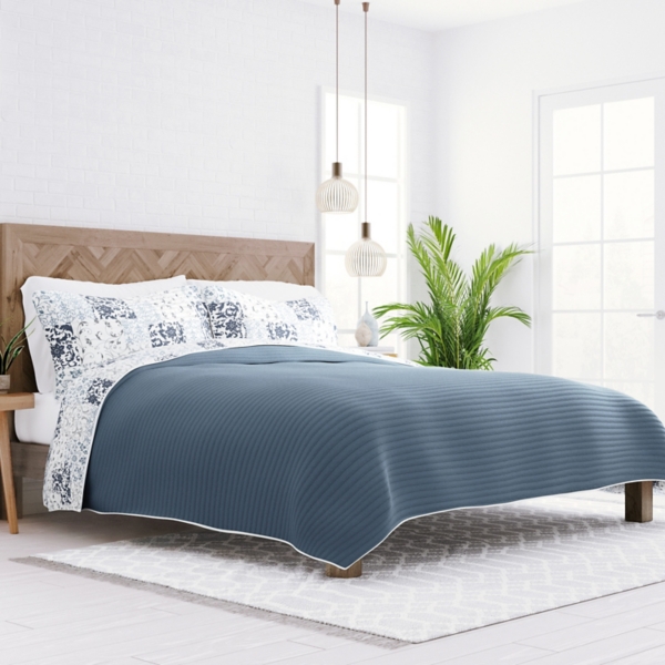 Patchwork Reversible 2-pc. Twin Quilt Set