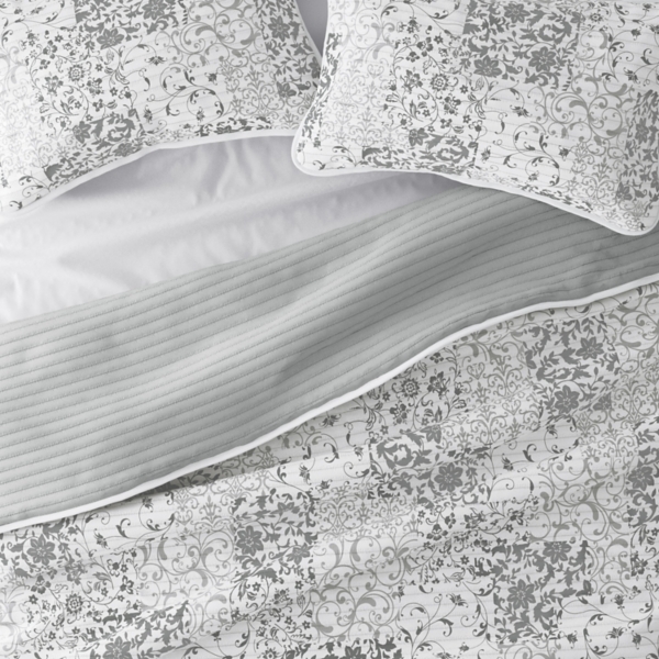 Gray Patchwork Reversible 3-pc. Queen Quilt Set