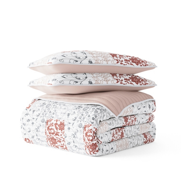 Blush Patchwork Reversible 3-pc. Queen Quilt Set
