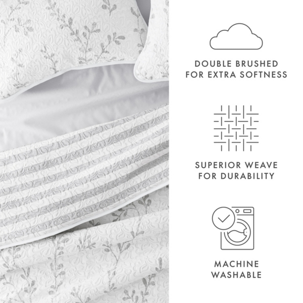 Gray Vines Reversible 3-pc. Queen Quilt Set