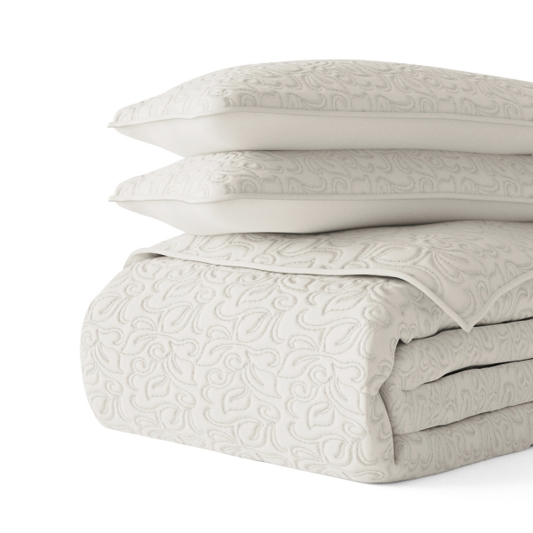 Natural Stitched Floral 3-pc. Queen Quilt Set