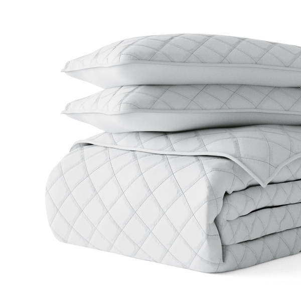 Stitched Diamond 3-pc. King Quilt Set