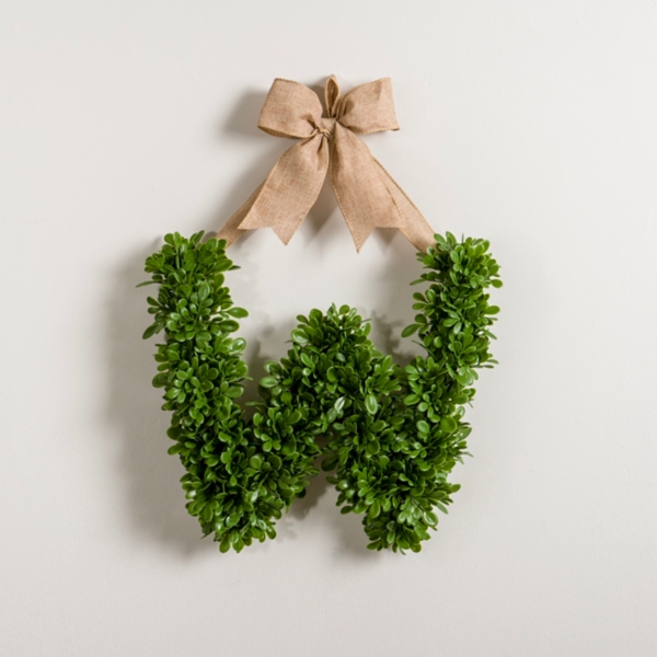 Monogram W Boxwood Mini Wreath