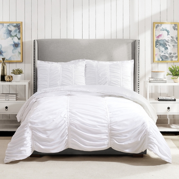 White Emily 2-pc. Twin/Twin XL Comforter Set