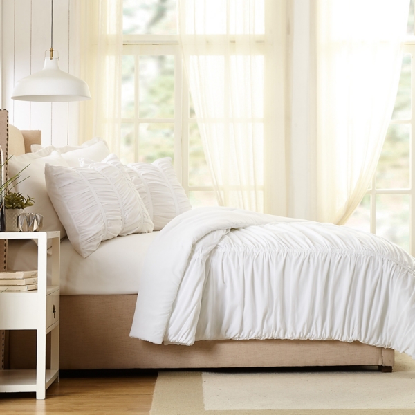 White Emily 2-pc. Twin/Twin XL Comforter Set