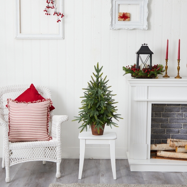 Pre-lit Mini Christmas Tree in Gold Pot, 30 in.