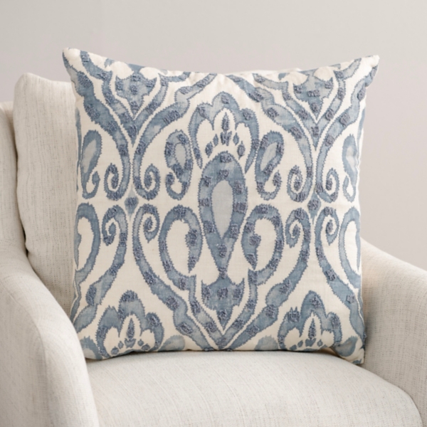 Elevate Your Home Decor with a Casual Pillow Arrangement