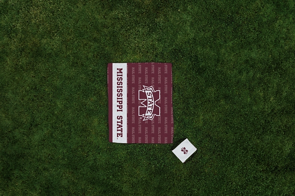 Mississippi State Bulldogs Picnic Blanket
