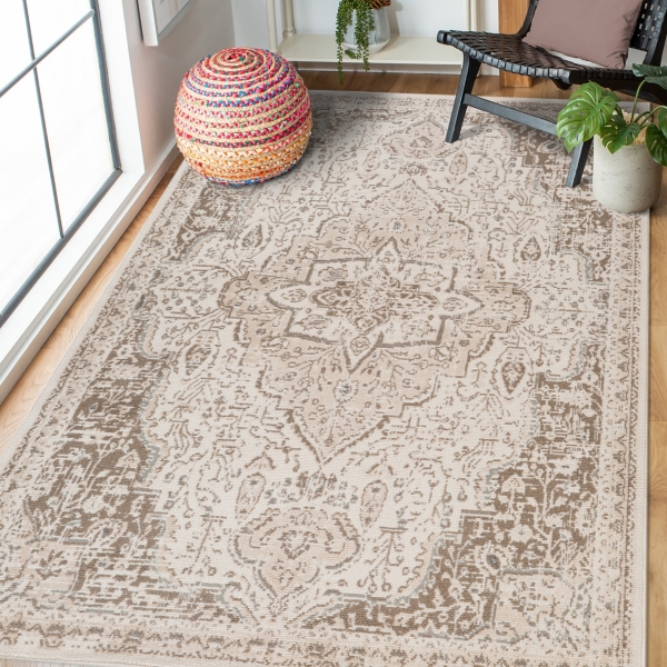 Cream Medallion Area Rug, 5x8