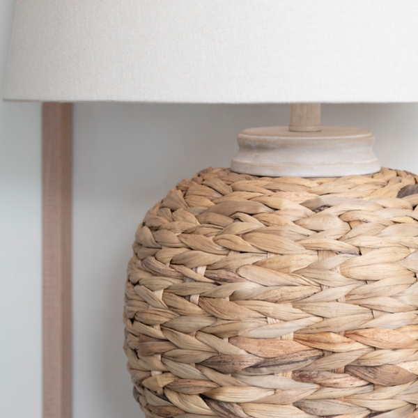 Natural Seagrass Woven Table Lamp