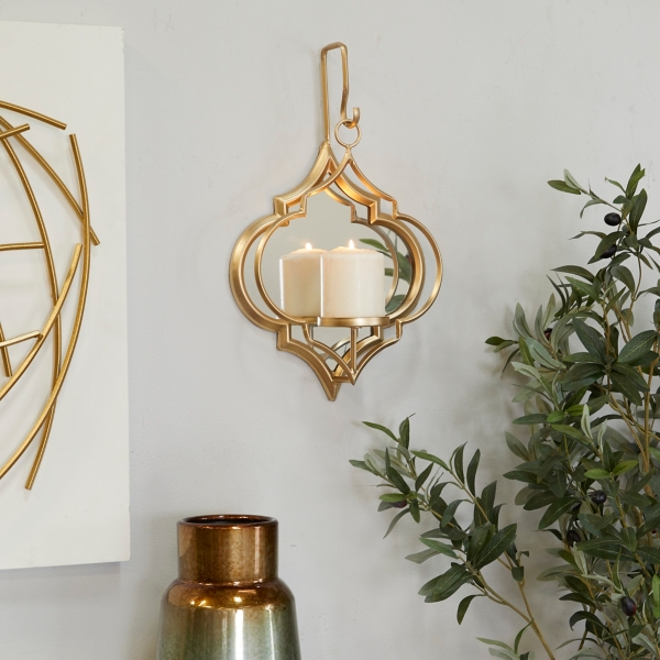 Gold Quatrefoil Mirrored Wall Sconce
