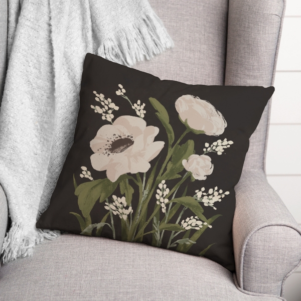 Floral Bloom I Indoor/Outdoor Pillow