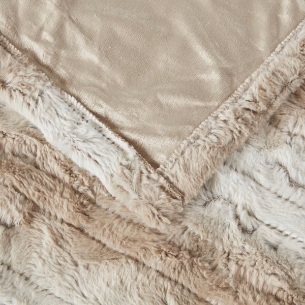 Beautyrest Sand Faux Fur Oversized Heated Throw