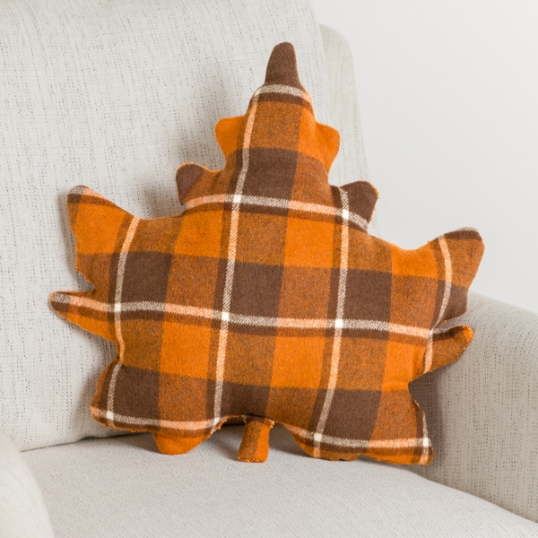 Pottery barn hamilton first plaid pillow cover